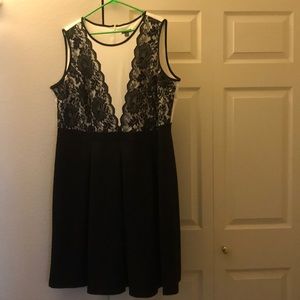 Black & White Knee Length Dress